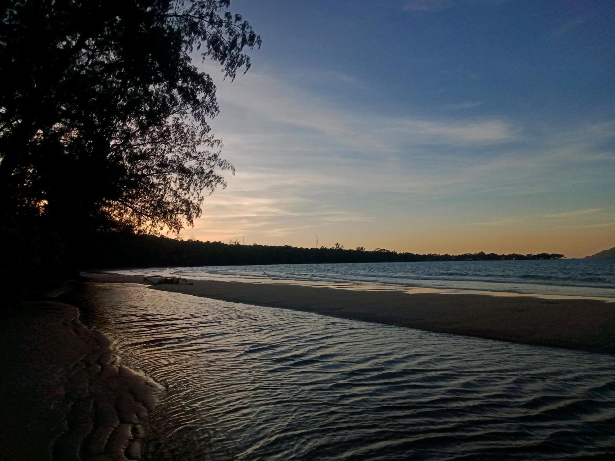 Baloo Guesthouse Koh Rong Sanloem Bagian luar foto